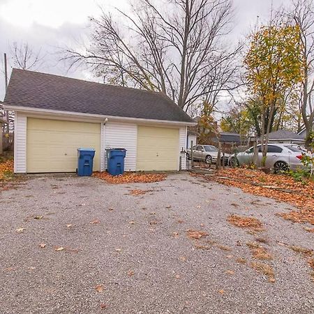 Lakeside Home In Lorain Esterno foto