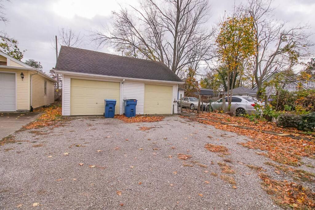 Lakeside Home In Lorain Esterno foto